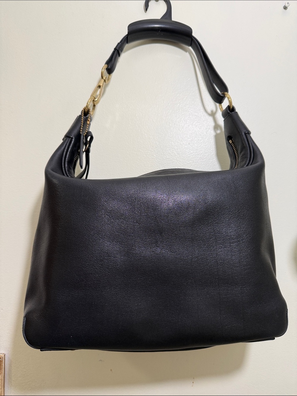 Coach Amanda Shoulder Hobo with Gold Hardware - Picture 3 of 8
